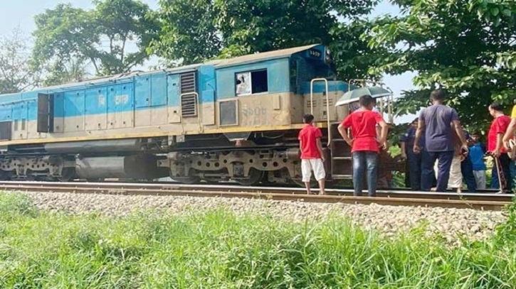 ঢাকার সঙ্গে চট্টগ্রাম ও সিলেটের রেল যোগাযোগ বন্ধ