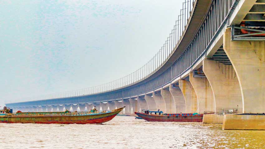 ঈদের পাঁচ দিনে  পদ্মা সেতুতে ১৫ কোটি টাকা টোল আদায়