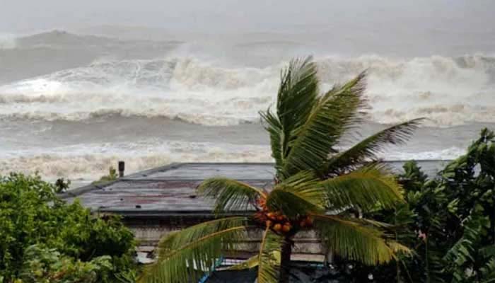 নিম্নচাপটি  ঘূর্ণিঝড়ে রুপান্তরিত:  ২ নম্বর দূরবর্তী হুঁশিয়ারি 