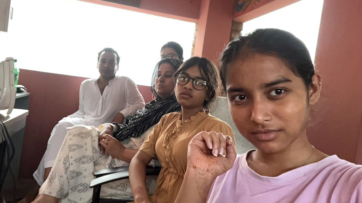 মার্কিন দূতাবাসে আশ্রয় নিয়েছেন বরখাস্ত ডিএজি