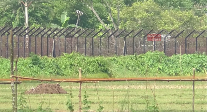 সীমান্তে বিএসএফের কাঁটাতারের বেড়া নির্মাণের চেষ্টা, বিজিবির বাধায় বন্ধ