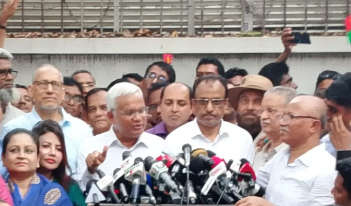 শারীরিক ও মানসিকভাবে খালেদা জিয়া অনেকটাই সুস্থ: জাহিদ হোসেন