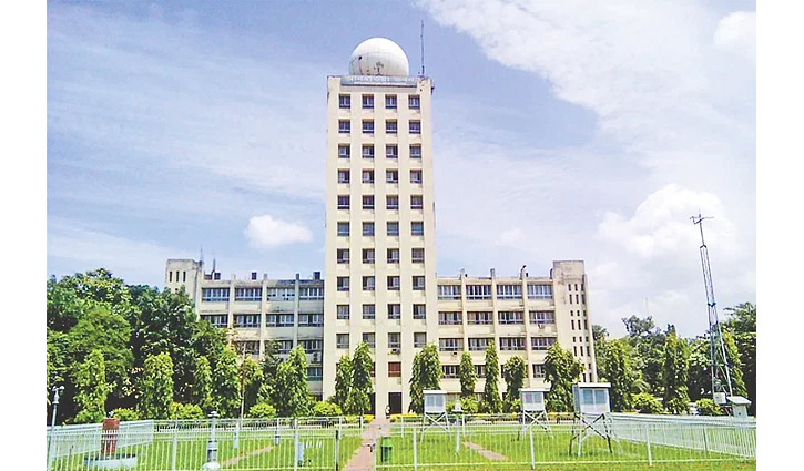 গরমে অতিষ্ঠ জনজীবন, মুক্তি মিলছে না সহসা