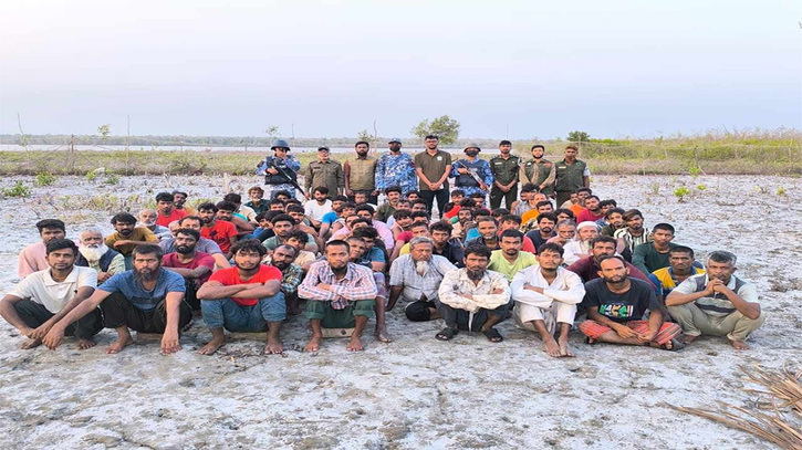 বিএসএফের রেখে যাওয়া ৭৮ জনকে শ্যামনগর থানায় হস্তান্তর