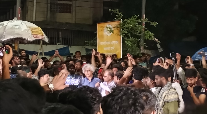 জবি শিক্ষার্থীদের দাবি মেনে নিলো সরকার
