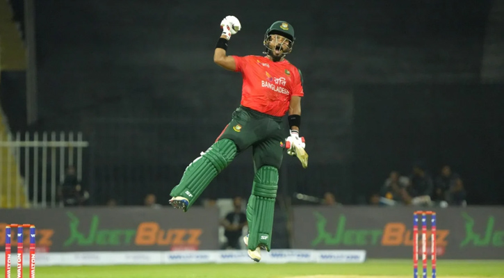 পারভেজের সেঞ্চুরিতে আমিরাতকে হারাল বাংলাদেশ