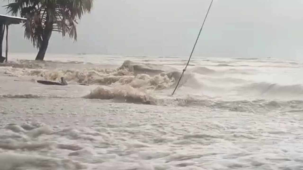দুর্বল হয়েছে গভীর নিম্নচাপ
