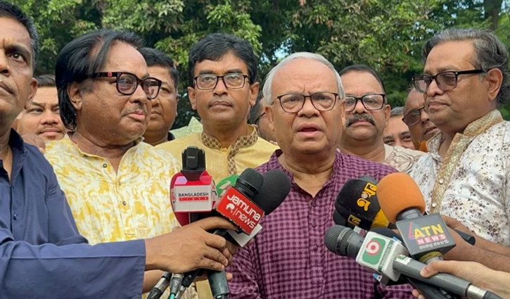 অন্তর্বর্তী সরকার দু-একটি দলের কথা শুনে পেন্ডুলামের মতো দুলছে : রিজভী