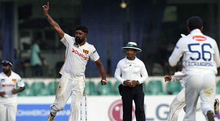 বড় হারের শঙ্কা নিয়ে দিন পার করল বাংলাদেশ