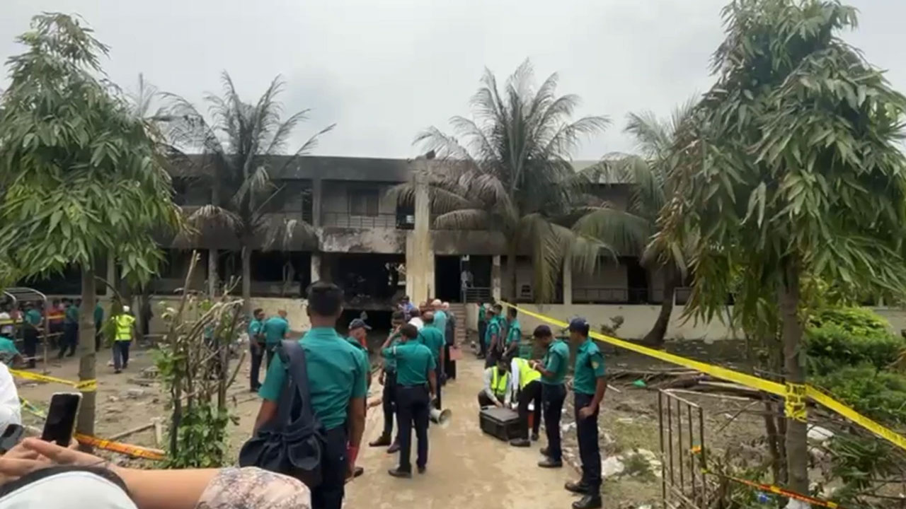 রোববার খুলছে না মাইলস্টোন, কলেজ খোলার বিষয়ে সিদ্ধান্ত সোমবার