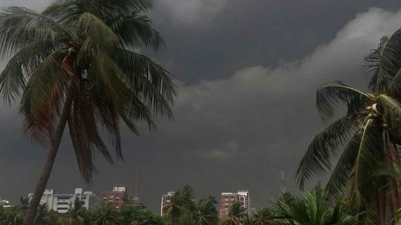 সন্ধ্যার মধ্যে সাত অঞ্চলে ঝড়ের আভাস