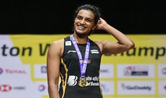 ভারতের ব্যাডমিন্টনের নয়া ইতিহাস লিখলেন সিন্ধু