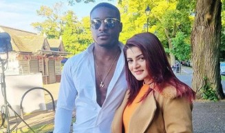 বক্সারের সঙ্গে শ্রাবন্তীর ছবি নিয়ে ইঙ্গিতপূর্ণ মন্তব্য নেটিজিনদের