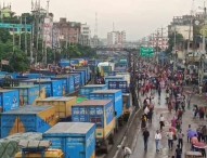 ৫৩ ঘণ্টা পর সড়ক ছাড়ল শ্রমিকরা, আশুলিয়ায় যান চলাচল শুরু