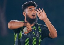 রাতে নামছে লাহোর, জ্বলে উঠবেন তো রিশাদ