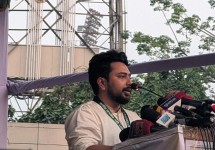 আওয়ামী লীগের সব কর্মকাণ্ড নিষিদ্ধ করতে হবে: নাহিদ