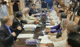 সরকার ও ঐকমত্য কমিশনের সুনির্দিষ্ট এজেন্ডা নেই : আলী রীয়াজ