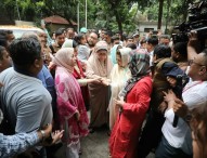 গুলশানের বাসভবনে খালেদা জিয়া