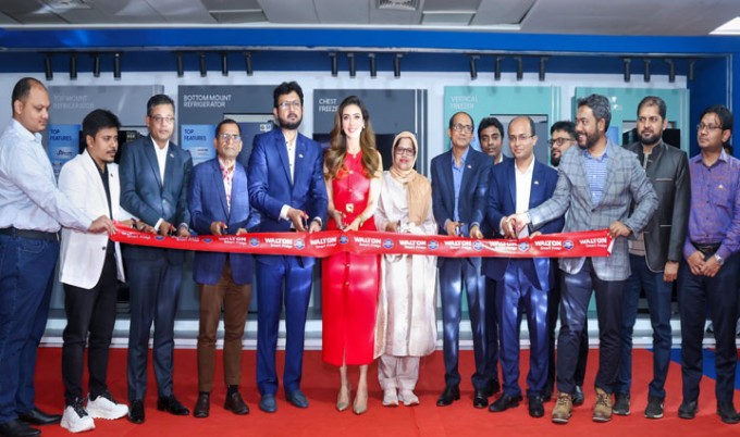 ওয়ালটনের অত্যাধুনিক ফিচার-সমৃদ্ধ নতুন মডেলের স্মার্ট ফ্রিজ উন্মোচন
