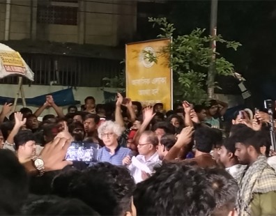 জবি শিক্ষার্থীদের দাবি মেনে নিলো সরকার