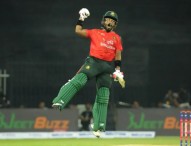 পারভেজের সেঞ্চুরিতে আমিরাতকে হারাল বাংলাদেশ