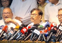 প্রধান উপদেষ্টা ক্ষমতা দীর্ঘায়িত করতে চান না: মান্না
