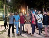 এবার ঢাবিতে মশাল মিছিলে উত্তেজনা, শিক্ষার্থীদের ‘ভুয়া ভুয়া’ দুয়োধ্বনি