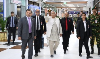 জাপানের উদ্দেশে ঢাকা ছেড়েছেন প্রধান উপদেষ্টা