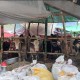 প্রস্তুত হাট, আসছে গরু-অপেক্ষা ক্রেতার