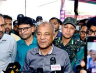 দুর্নীতিবাজরা নেই, তাই গরুর দাম কম: স্বরাষ্ট্র উপদেষ্টা