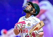 গিলক্রিস্টকে ছাড়িয়ে মুশফিকের রেকর্ড, ছুটছেন লিটনকে নিয়ে