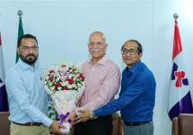 ওয়ালটন হেডকোয়ার্টার্স পরিদর্শন করলেন স্বতন্ত্র পরিচালক আকতার মতিন চৌধুরী
