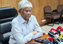 এনবিআরের আন্দোলনের পেছনে ‘ব্যবসায়ীদের’ ইন্ধন: অর্থ উপদেষ্টা