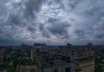 ঢাকার আকাশ মেঘলা, হালকা বৃষ্টির সম্ভাবনা