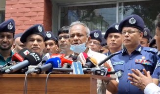 ‘মবে’ জড়িতদের ছাড় নয়: স্বরাষ্ট্র উপদেষ্টা