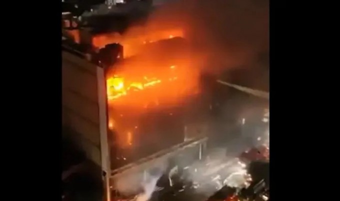 ইরাকে শপিংমলে ভয়াবহ আগুন, নিহত ৫০