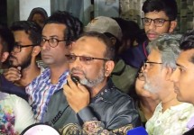 ঢাবির হলে ছাত্ররাজনীতি নিষিদ্ধ থাকবে : উপাচার্য